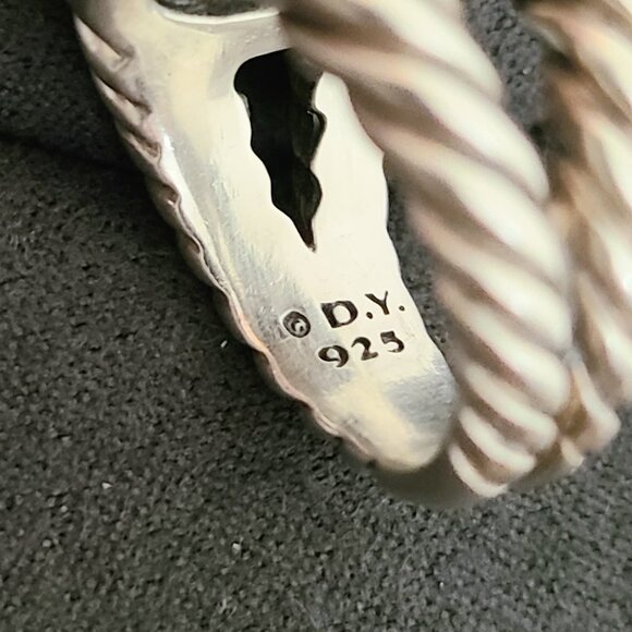 David Yurman Albion Ring w/ White Agate - 19mm - Size 7 - Picture 11 of 13